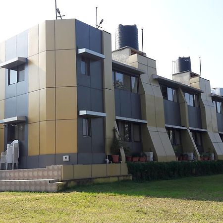 Savshanti Lake Resort Saputara Bagian luar foto